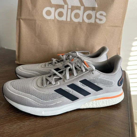 Adidas Men's Gray and Black Athletic Shoes - Picture 3 of 6